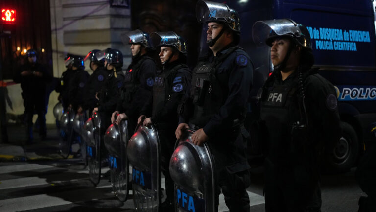 Hallan 100 balas en la casa del hombre que intentó asesinar a Cristina Fernández