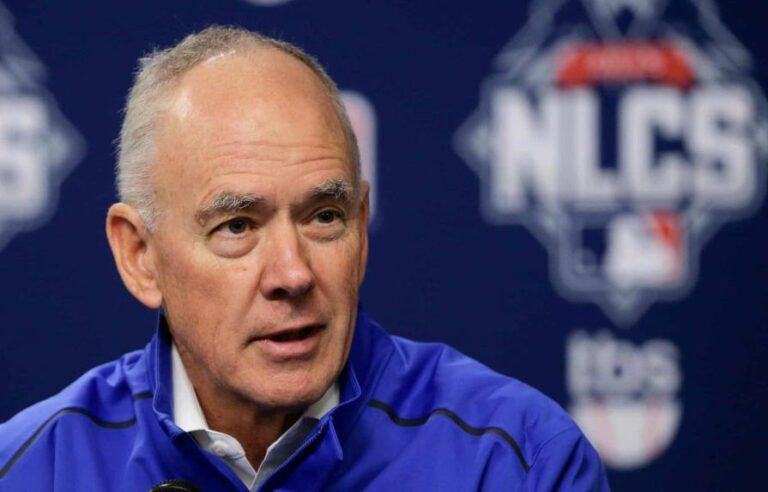 Alderson removido de su puesto como presidente en los Mets