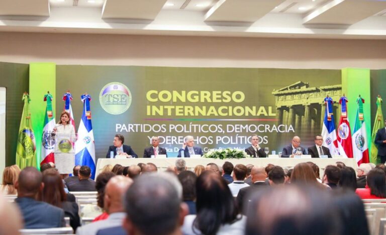 Raquel Peña: “Nuestra tarea es seguir perfeccionando la democracia, escuchar, rendir cuentas y dar soluciones”