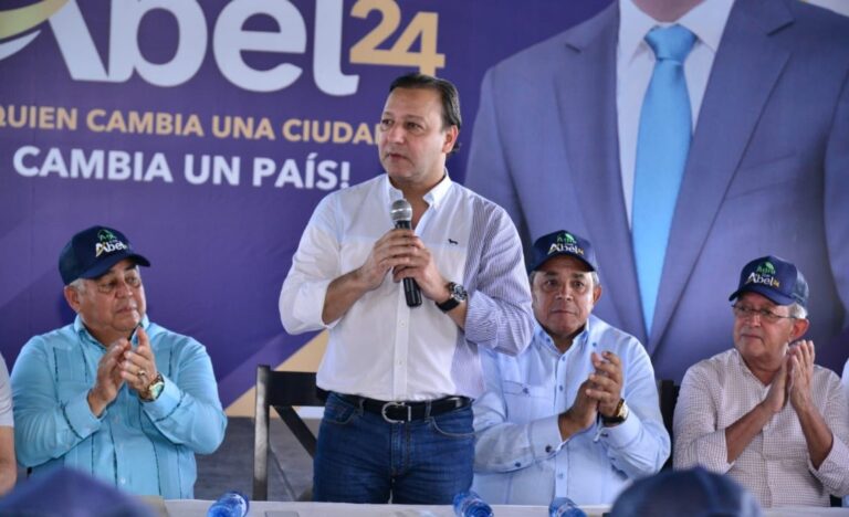 Abel Martínez presenta propuestas para potenciar la agropecuaria en RD