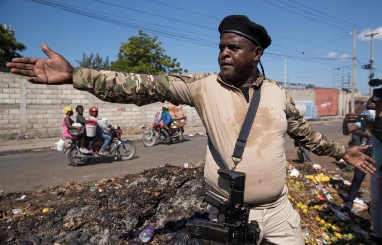 La Policía y la banda armada de ‘Barbecue’ libran fuertes combates en Puerto Príncipe