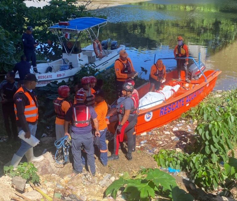 Defensa Civil halla cuerpo de un hombre flotando en el río Isabela