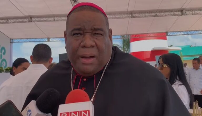 Obispo Castro Marte entiende EE.UU tiene que “bajarle un poquito más” a sus acusaciones de racismo contra RD