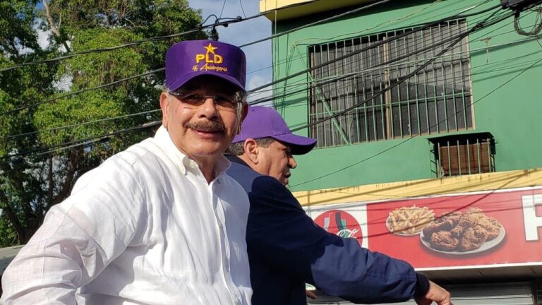 PLD confirma que el ex presidente de la República, Danilo Medina, dio positivo a la prueba del Covid-19