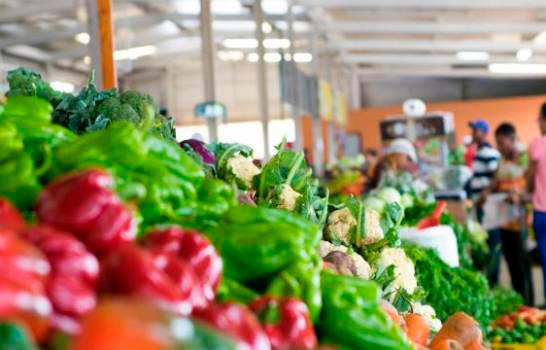 Autoridades admiten alzas de precios entre 10.5 y 15.5% de víveres y hortalizas