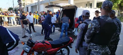 Policía mata a dos presuntos delincuentes en San Cristóbal
