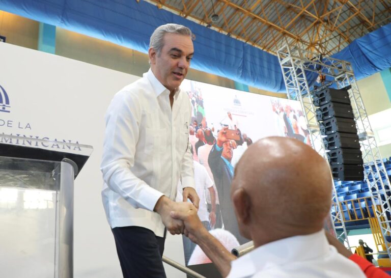 Por tercer año consecutivo, Presidente Abinader anuncia entrega Tarjeta Bono Navideño