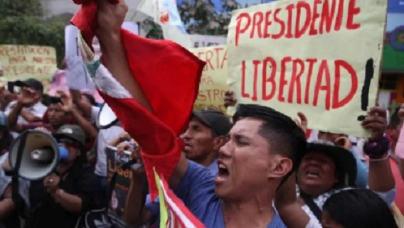 Gobierno peruano declara el estado de emergencia en todo el país por 30 días