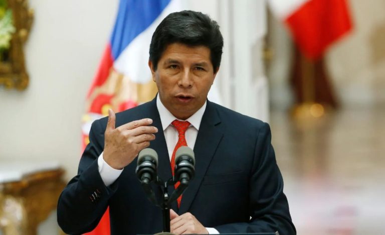 Familiares de expresidente peruano Pedro Castillo aseguran está delicado de salud