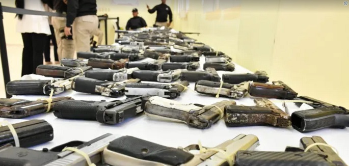 Ministerio de Interior incauta 215 armas de fuego en La Vega y Bonao