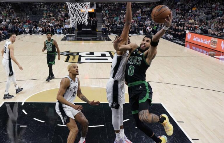 Celtics escapan con la victoria ante Spurs