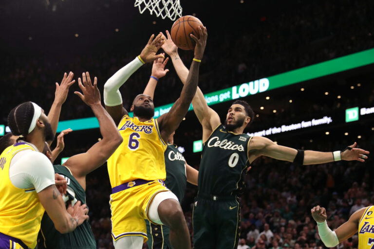 Boston se lleva el clásico ante Lakers con polémica arbitral incluida