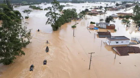 Suben a 129 los municipios en emergencia por las lluvias en sureste de Brasil