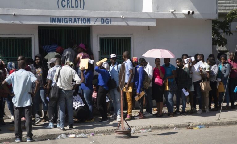 Estados Unidos abre inscripción de haitianos para ampliación de amparo migratorio