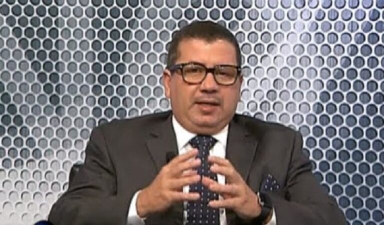 César Fernández: “Gobierno miente al país, polideportivo de Pedernales fue inaugurado por Leonel en 2012”
