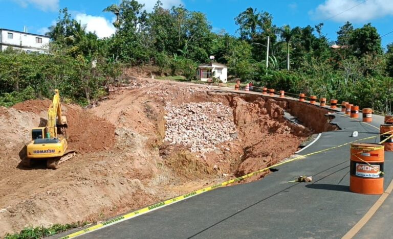 Denuncian mala intervención en carretera mantiene tres localidades incomunicadas en Sánchez, Samaná