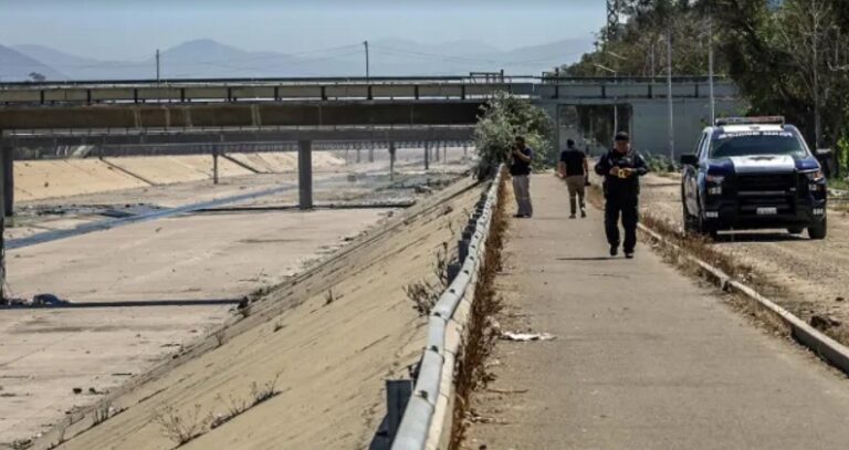 Asesinan a pedradas a dos migrantes en muro de la fronteriza Tijuana
