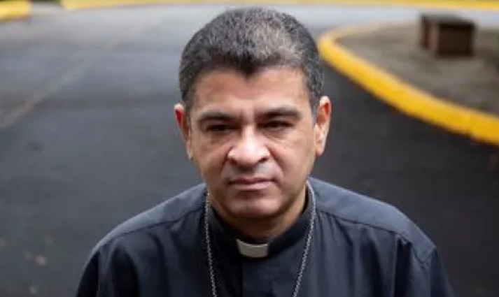 ¡Por «traición a la patria»! Condenan a 26 años y 4 meses de prisión al obispo nicaragüense Rolando Álvarez