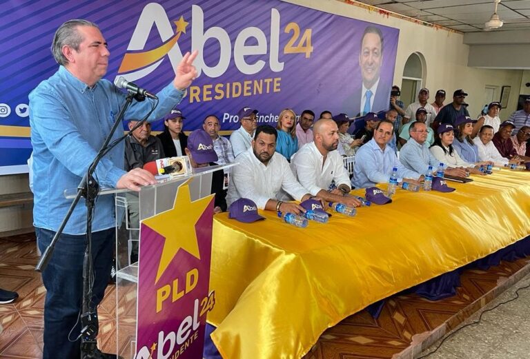 Francisco Javier García: el Gobierno de Abinader y el PRM han jugado con el estómago de la gente