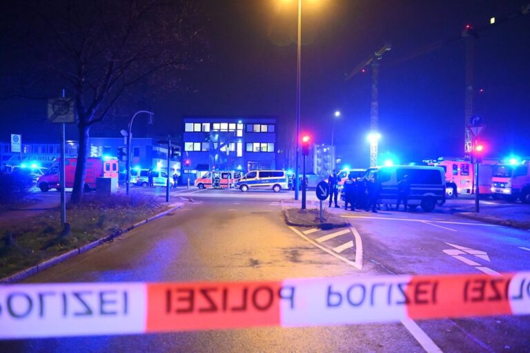 Al menos 7 muertos y 8 heridos en tiroteo en Hamburgo, Alemania