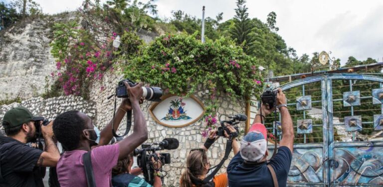 Sigue la violencia en Haití; Matan a otros dos periodistas a tiros en Puerto Príncipe