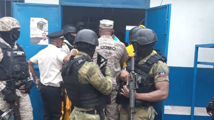Sindicato policial de Haití se queja por ataques contra comisarías