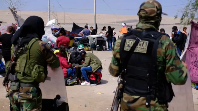 Perú decreta estado de emergencia en sus fronteras para controlar a migrantes