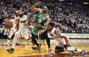Celtics vencen al Heat y están al borde de remontada histórica