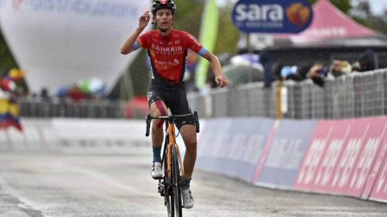 Fallece el ciclista Gino Mäder tras una caída en el Tour de Suiza