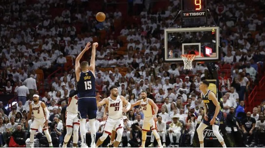 Denver a un triunfo para conquistar el título de la NBA al derrotar a Miami