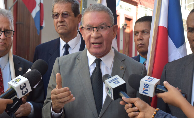 Duartianos rechazan PRM consulte a Estados Unidos sobre sus candidatos