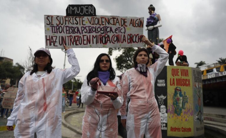 Al menos 213 feminicidios fueron cometidos en Colombia entre enero y mayo