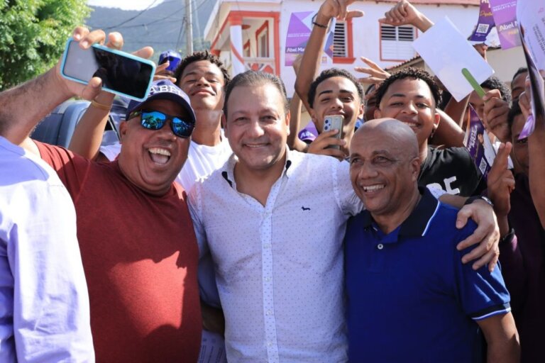 Abel en Puerto Plata: «PRM es el Gobierno de los Cangrejos: es pa’ trá y pa’ trá»