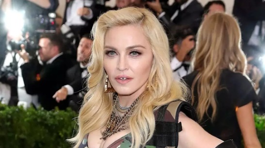 Madonna dice que se está recuperando y agradece el cariño de sus fans
