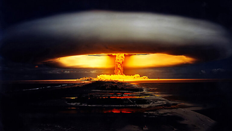 Medvédev: «El apocalipsis nuclear no sólo es posible, sino también probable»