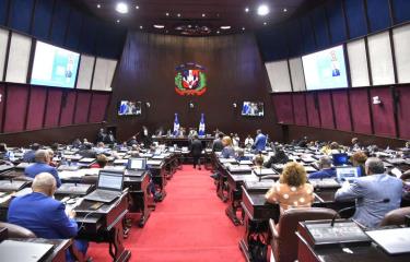 Diputados aprueban préstamo por US$100 MM para “Programa de Viviendas”