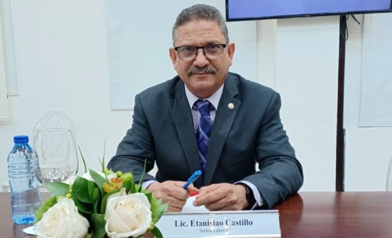 Profesionales y técnicos de la educación agradecen al presidente Abinader por resolver históricos desafíos de la educación dominicana