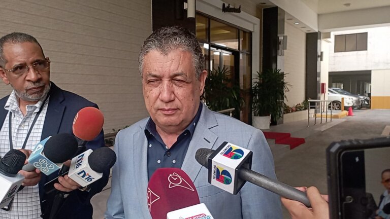 Gustavo Sánchez dice «aspiraciones de Yván Lorenzo a senaduría del DN provoca descontentos en el PLD»