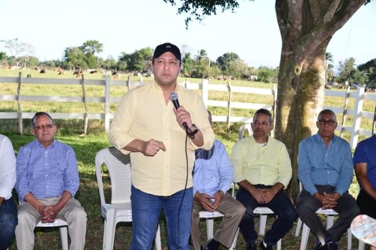 Abel dice Gobierno PRM prefiere sembrar tierras y crear empleos en Guyana y no en República Dominicana