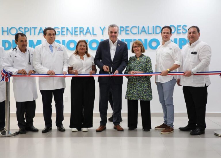 Presidente Abinader inaugura Hospital Mario Tolentino Dipp en Santo Domingo Norte