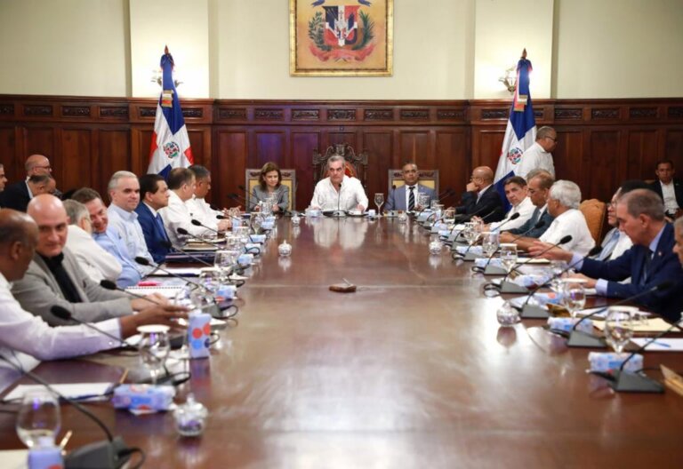 Gobierno vuelve a prometer que no usará los recursos públicos en la campaña electoral