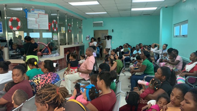 De 200 camas en el Hospital Hugo Mendoza la mitad fue destinada a pacientes afectados de dengue