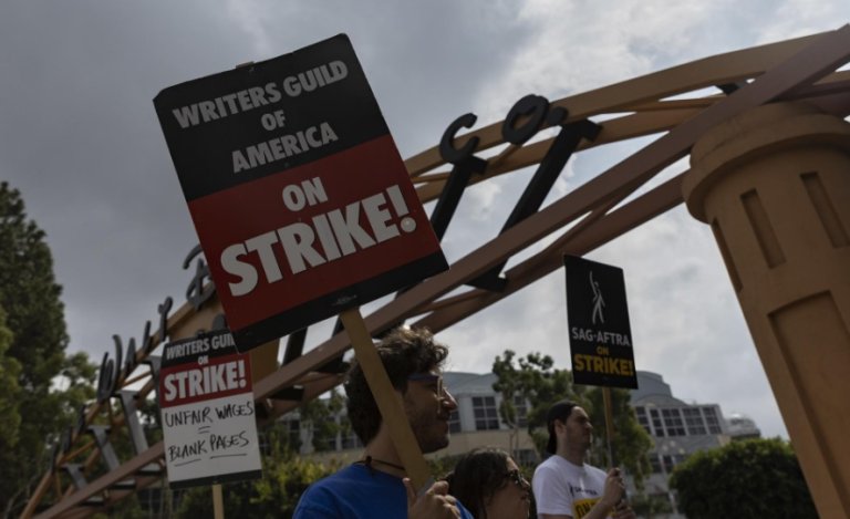 Los guionistas de Hollywood logran un principio de acuerdo que podría cesar su huelga