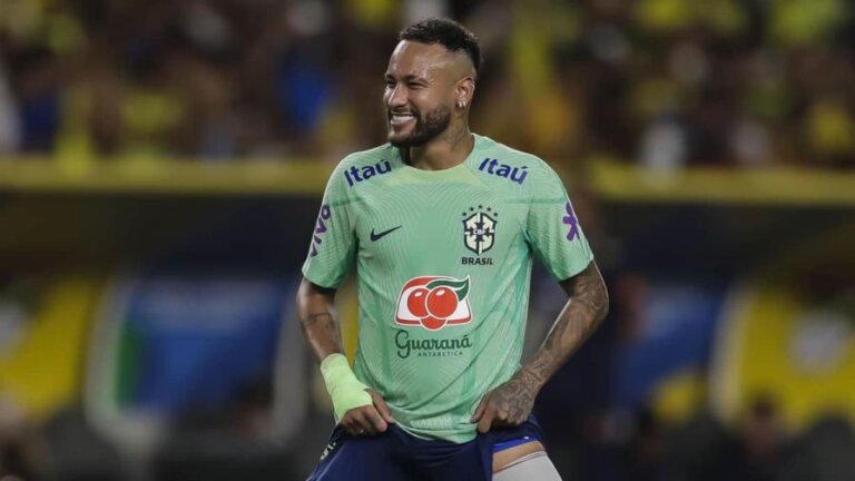 Neymar dice que no está al 100% con Brasil en inicio de eliminatoria