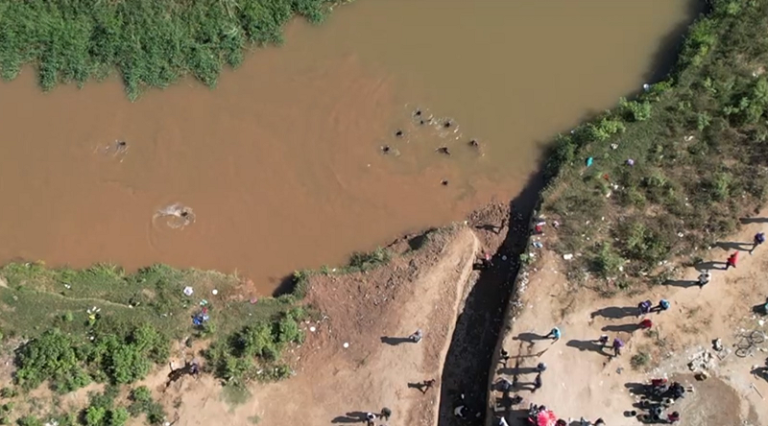 La Presidencia desmiente circule agua por canal sobre río Masacre