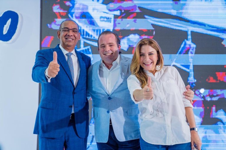 PRM proclama a Luis Abinader como su candidato presidencial