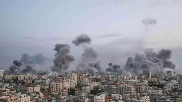 Más de 8,000 muertos por bombardeos en la Franja de Gaza