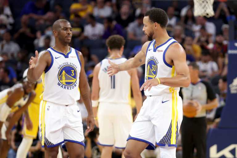 La nueva dupla Curry-CP3 debuta con triunfo ante los Lakers