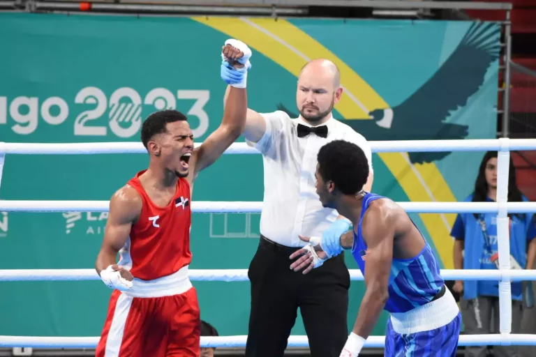 Yunior Alcántara primer boxeador dominicano que clasifica a los Juegos Olímpicos de París