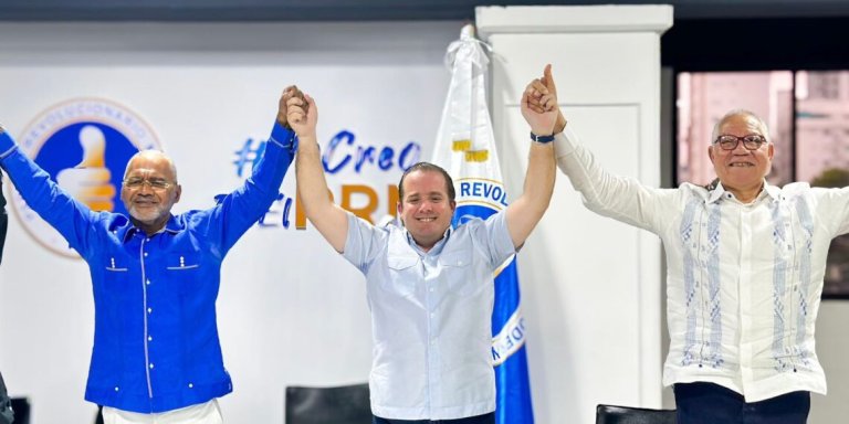 Alcalde del PLD por el municipio Vallejuelo se juramenta en el PRM